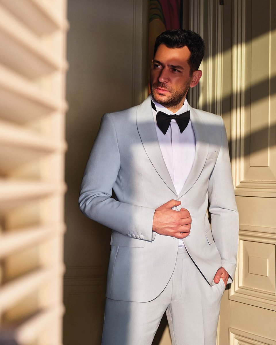 MartaFe54789724's tweet photo. Uff que guapo con #suvari #MuratYıldırım 💖💖💖💖🇦🇷 https://t.co/JbX8YkvqnW