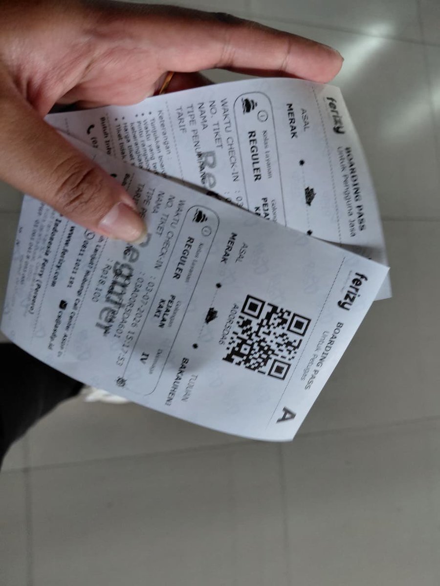 eeboonop_'s tweet photo. selama solo trip kemarin banyak banget pelajaran yang bisa di ambil dan ternyata orang baik di dunia ini masih banyak🥹🤍 https://t.co/W4UhSZm4ZX