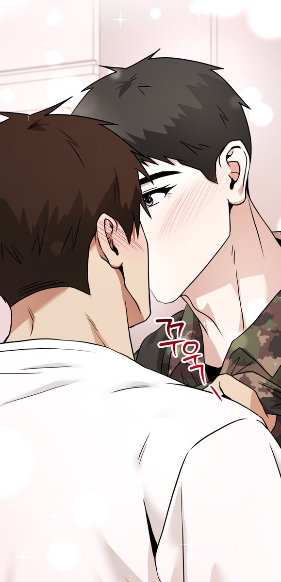 thank0gam's tweet photo. <같이 휴가 나온 후임이 차였다> 외전 12화가 업로드 되었습니다!
다음 주엔 완결 회차가 올라오겠네요🥹 마지막까지 잘부탁드립니다❤️

🪖https://t.co/vs6ML1aiGR https://t.co/IzYXTfyXTa