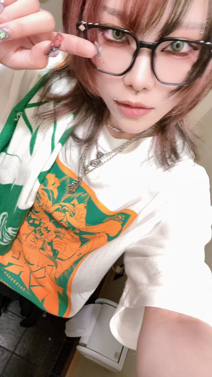 t_d_18's tweet photo. お疲れ様でした。ひろきのオンナ、超くんにメロつく。 https://t.co/F8kgBon1on