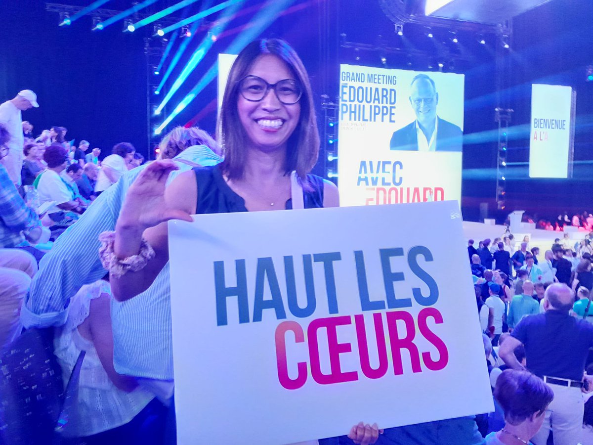 guillaumerichar's tweet photo. 🤩Présent aujourd’hui au lancement de campagne d’@EPhilippe_LH pour les #présidentielles, évidemment! 
« Le choix d’un président, d’un cap et de la confiance dans la France » #avecedouard
@HorizonsNantes @Horizons_44 https://t.co/VS2xpfjjMi