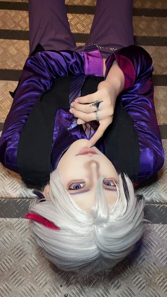 Gdanjjjj's tweet photo. #cos 🥂✨️ https://t.co/aTanQYwo7C