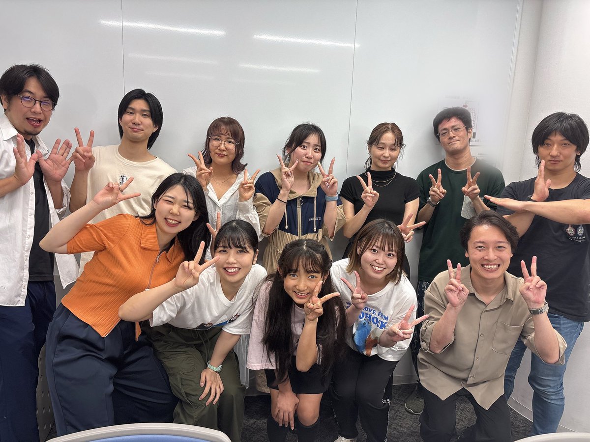 RedFrameFactory's tweet photo. そして9月に上演！
池袋演劇祭参加作品
『家』-Ouchiiiii-
顔合わせでした🍜

はじめて経験する技法
面白くなりますよ！

2026/9/2-6
アトリエファンファーレ東池袋

詳しい情報をお待ちを🏠

#赤枠工場家 https://t.co/200tFCdWBd