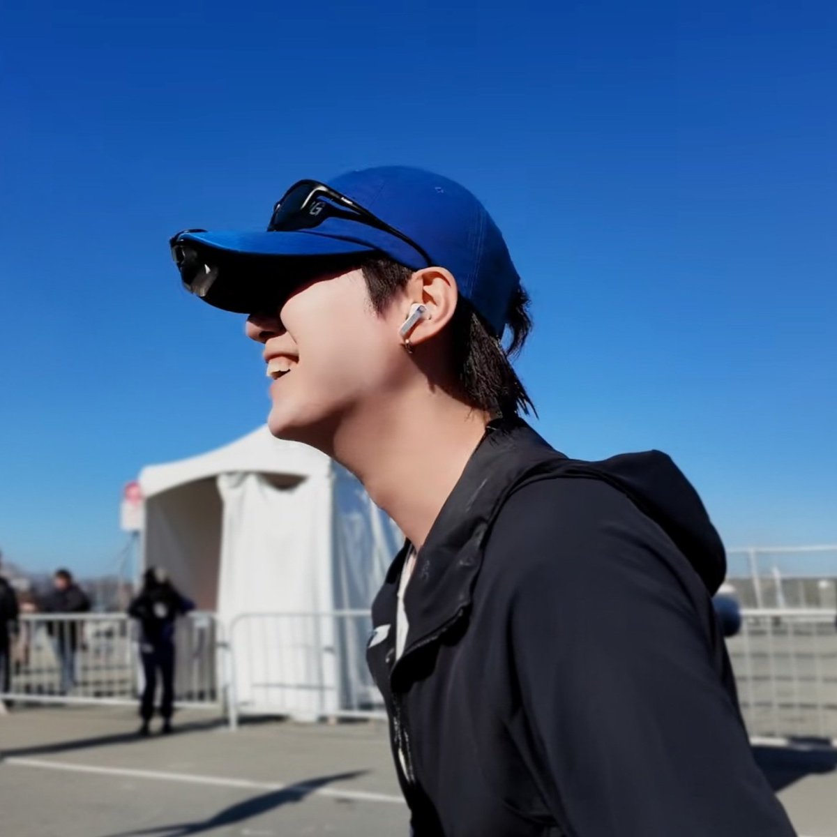 lucydiamond_'s tweet photo. 늘 윤기가 말하던 마라톤 같은 투어
이번에도 무사히 잘하고 오라고 보냈더니
리얼 12km 러닝을 하고 온 것이야
긴 투어 끝에 이번엔 얼마나 더 큰 바다를 품어오려나
https://t.co/nR4OFCbOw6 https://t.co/tpfSCeMzQ5