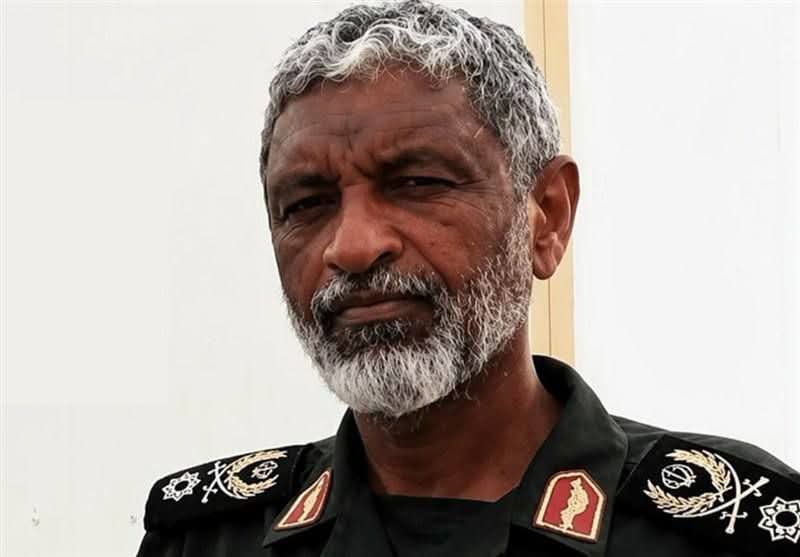 sahelbrut3's tweet photo. ✍🏻🔴🇮🇷
Le contre-amiral Ali Azmaei a été désigné nouveau commandant de la marine du Corps des Gardiens de la révolution islamique. Issu de la communauté afro-iranienne qui constitue 15 % de la population dans le sud du pays, sa nomination marque une étape symbolique notable. https://t.co/esxWxEBACm