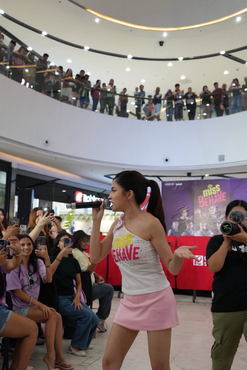 ofc_iwant's tweet photo. THIS IS SO SAYA! 😍

Thanks for joining our SOSH-mates for the #MissBehave The B Tour at Robinson's Galleria South. Here’s a glimpse of today’s best moments.

See y'all at the next stop! Don't forget to catch latest episodes only on iWant! https://t.co/ofbTEboXcx https://t.co/caAtvW4iLT