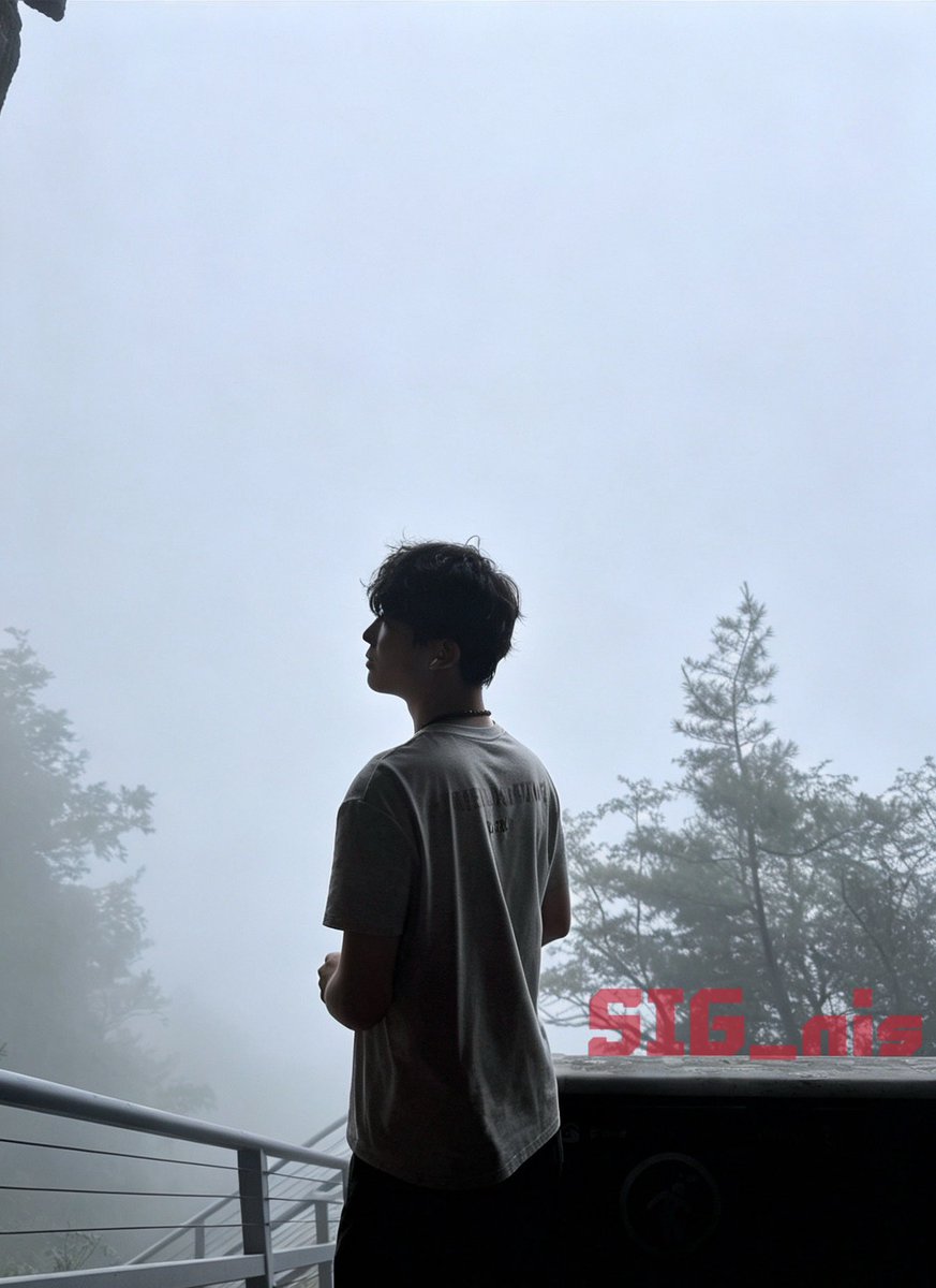 SIG_nis's tweet photo. 好久不见
初次见面。 https://t.co/xKDe1vjure