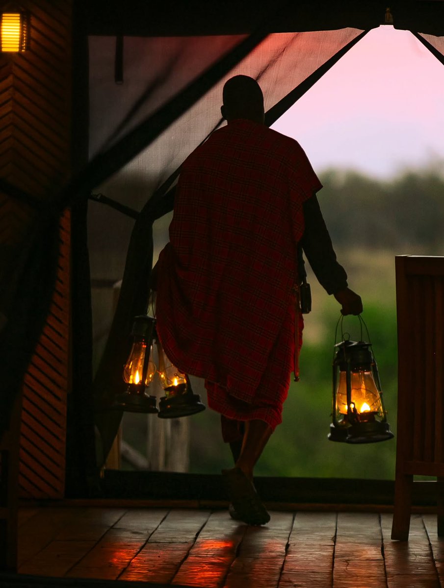 tw_donbrilliant's tweet photo. Whatโs your vibe ? Netflix and chill or Sundowners and bonfires with good vibes?
#safari #sundowner #sunset #bonfire https://t.co/zTdpqCDrK0