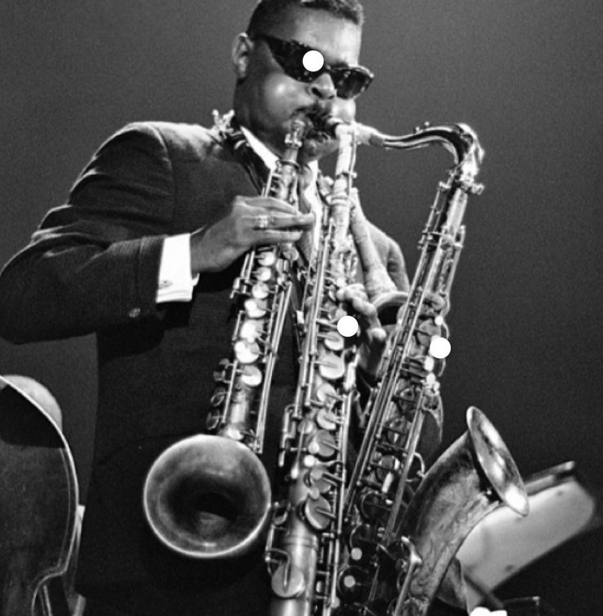 AlanBraufman's tweet photo. 1/2 The time I saw Rahsaan Roland Kirk play at the old Jazz Workshop in Boston. The band was playing a tune and Rahsaan was leading the audience clapping on two and four. He hears one guy toward the back clapping on one and three. With three horns around his neck and his stick... https://t.co/fJK8tQNrzY