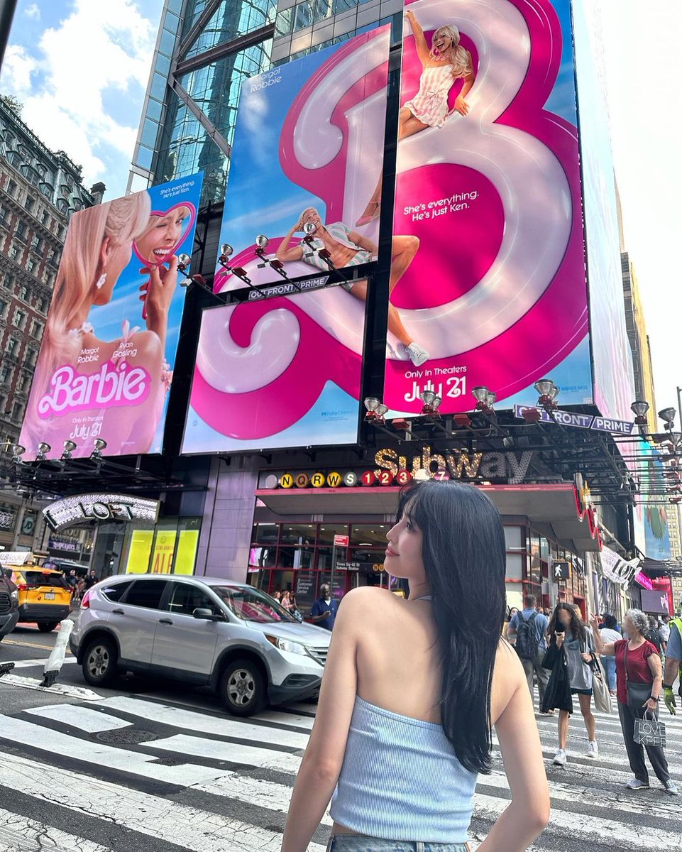 todayintwice's tweet photo. 3 years ago today, MOMO posted these photos on Instagram. https://t.co/ksf76ltK99