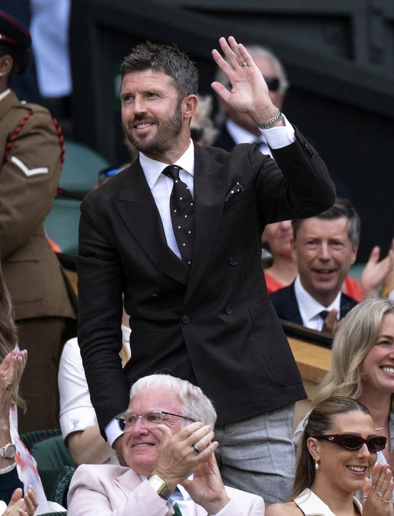 FrankEra_'s tweet photo. Michael Carrick spotted watching Wimbledon from the Royal Box today. 👋❤️ https://t.co/9VzAyF8gd5