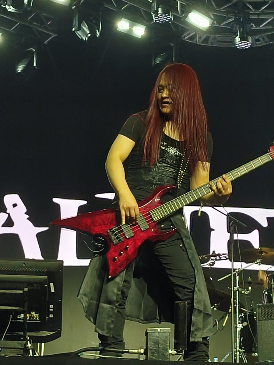 Khalerysland's tweet photo. GALNERYUS NO BRASIL 🇧🇷
ANIME FRIENDS, SP 
03/07/2026
TAKA ❤️‍🔥 @galneryus_taka 

📸 By me 🥹😭 https://t.co/AUp48S13Zv