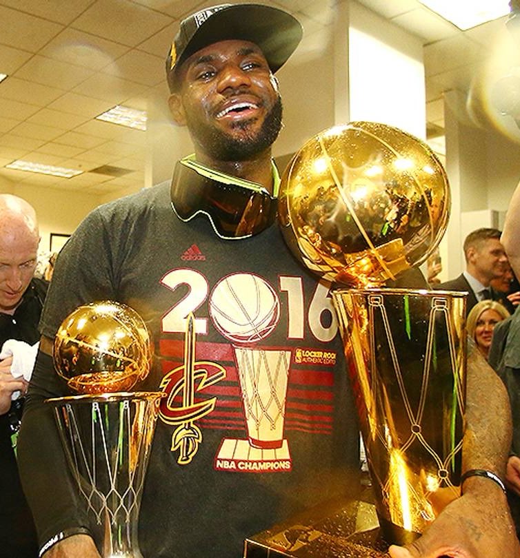 esidery's tweet photo. The Cavaliers have surged to overwhelming favorites on Polymarket to sign LeBron James:

Cleveland: 57.3%
Warriors: 18.4%
Sixers: 7.5%
Heat: 7.4% https://t.co/N9kbvtTBNJ