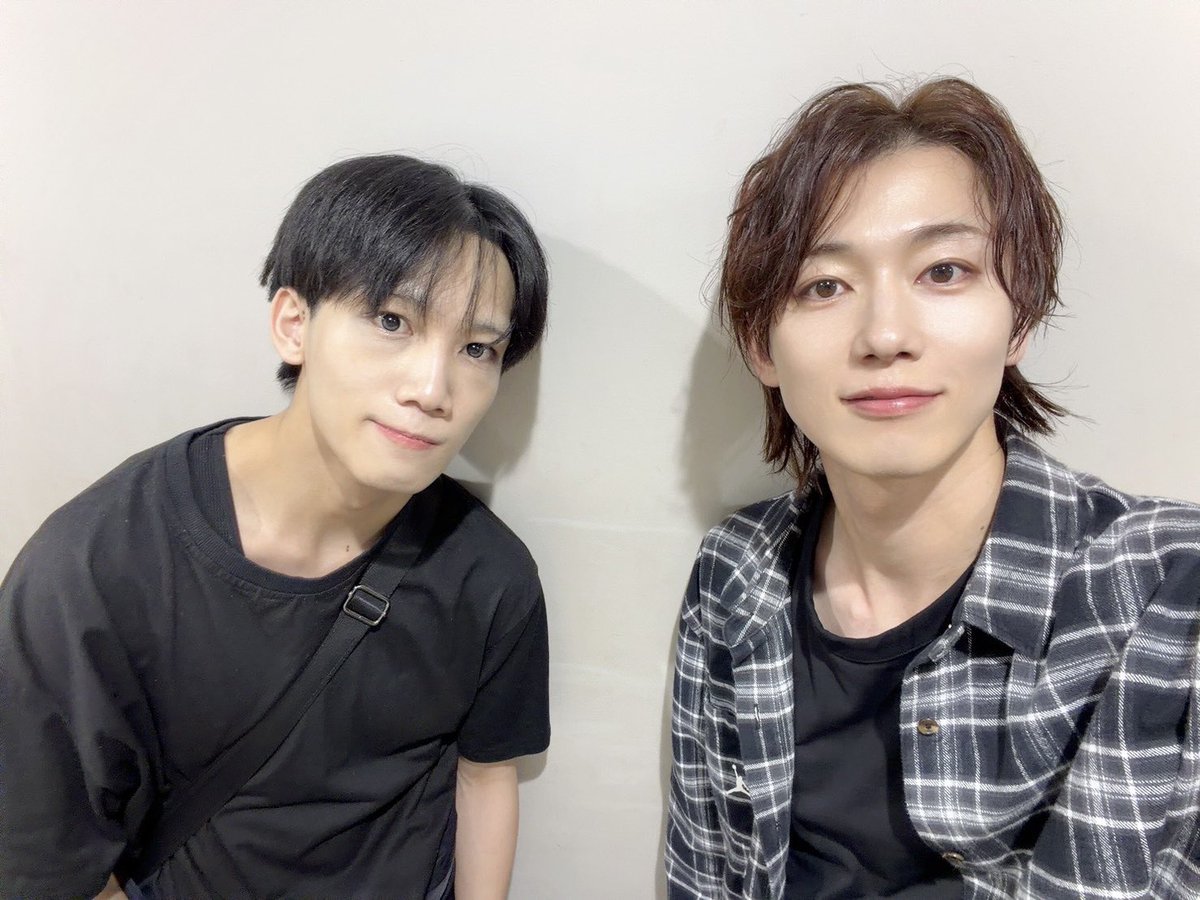 mrym0319's tweet photo. 本日は、事務所の先輩である、北村健人さんのイベントに、
お手伝いとして参加させて頂きました！
本当に尊敬して、勝手ながら師匠と思わせていただいている人のイベントに、少しでも参加させて貰えたのは幸せでした！

これからも健人さんの背中をみて、全力で成長できるように頑張ります！
#北村健人 https://t.co/ptYDSnL5JM