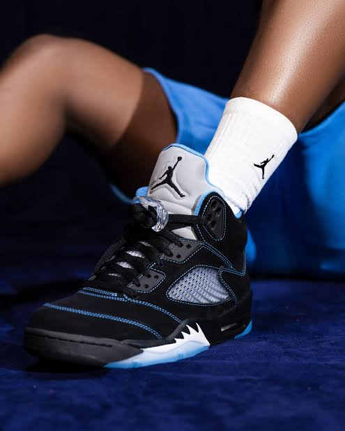 SneakerDropWW's tweet photo. AD: Air Jordan 5 Retro OG "Black Carolina"

DSG:https://t.co/ekzj9wczZe

Champs:https://t.co/VaoqBLi37U https://t.co/kDsEjbxjM0