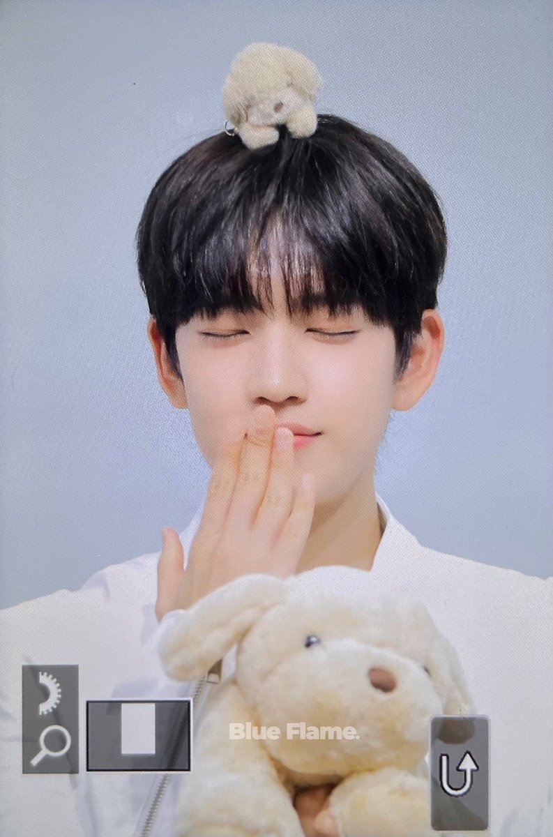 blueflame_mj's tweet photo. 260705 강아지 #아이딧 #IDID #김민재 #KIMMINJAE https://t.co/iXCbqoHBeB