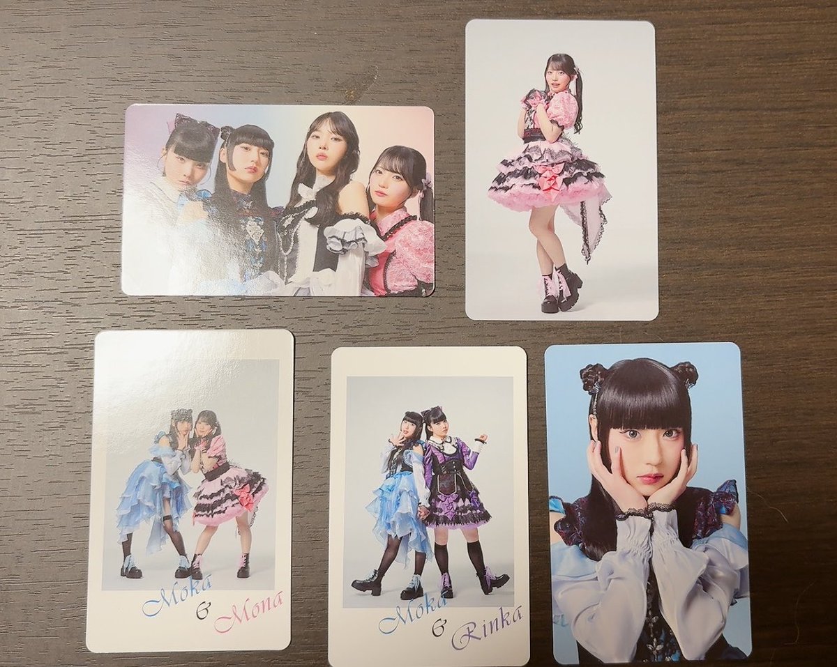 miduna_sg's tweet photo. @1

ファントムシータ 交換 ふぁんとむ♡らんど

トレカ
譲：画像1枚目
求：画像2枚目以外の凛花

めじるしチャーム
譲：まーさ、ぐるめ
求：しおん、凛花

大阪、名古屋、羽田にて手渡し可能です
宜しくお願いいたします！ https://t.co/SVLOoB4alX
