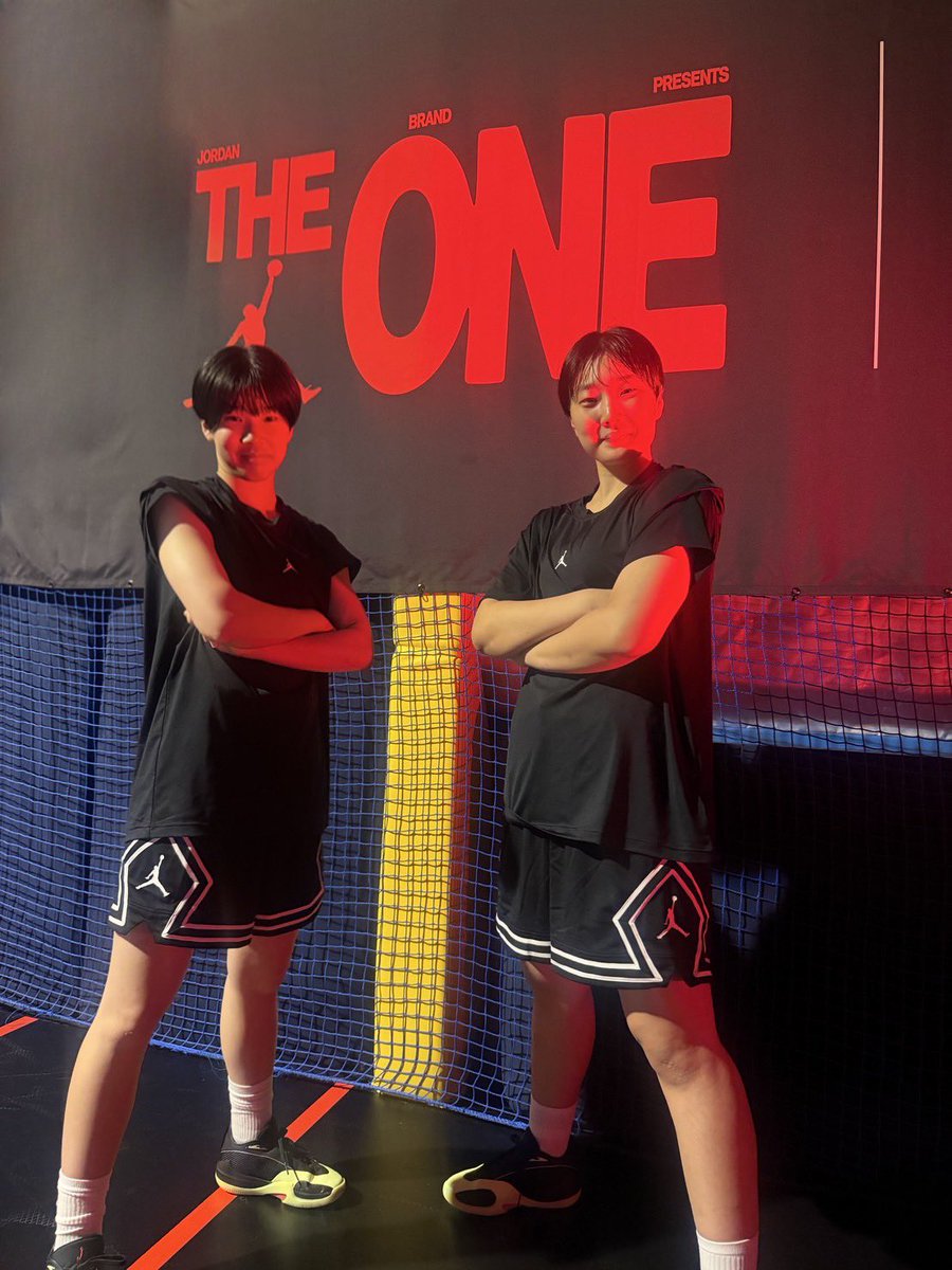 ohka_basketball's tweet photo. 🏆速報🏆
「THE ONE」名古屋予選

小玉愛莉さんが見事優勝🔥
東京大会への出場権を獲得しました！

決勝はなんと、同じく本校から出場した小田陽夏子さんとの先輩・後輩対決🌸
桜花学園同士の熱い1on1となりました🏀

東京大会でも熱い応援よろしくお願いします🔥 https://t.co/sOwr8RhXk5