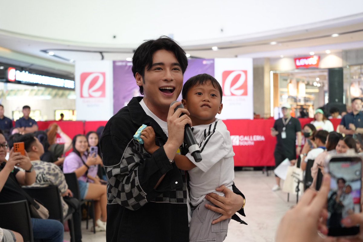 ofc_iwant's tweet photo. THIS IS SO SAYA! 😍

Thanks for joining our SOSH-mates for the #MissBehave The B Tour at Robinson's Galleria South. Here’s a glimpse of today’s best moments.

See y'all at the next stop! Don't forget to catch latest episodes only on iWant! https://t.co/bfuGb99uM7 https://t.co/u7wSrxtU5Z