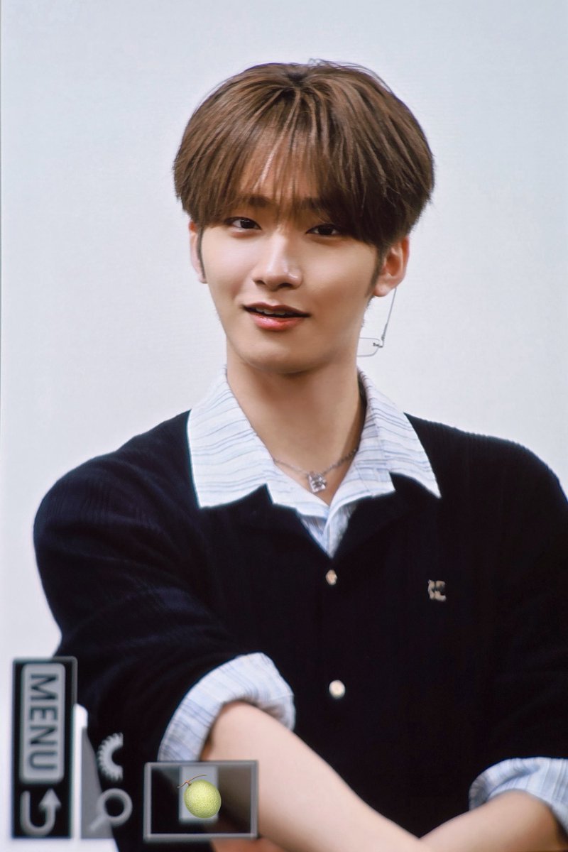 hnsnjeff's tweet photo. 260705 케이팝투게더
🖤
#이펙스 #EPEX #제프 #JEFF https://t.co/n6UdRsFJlM