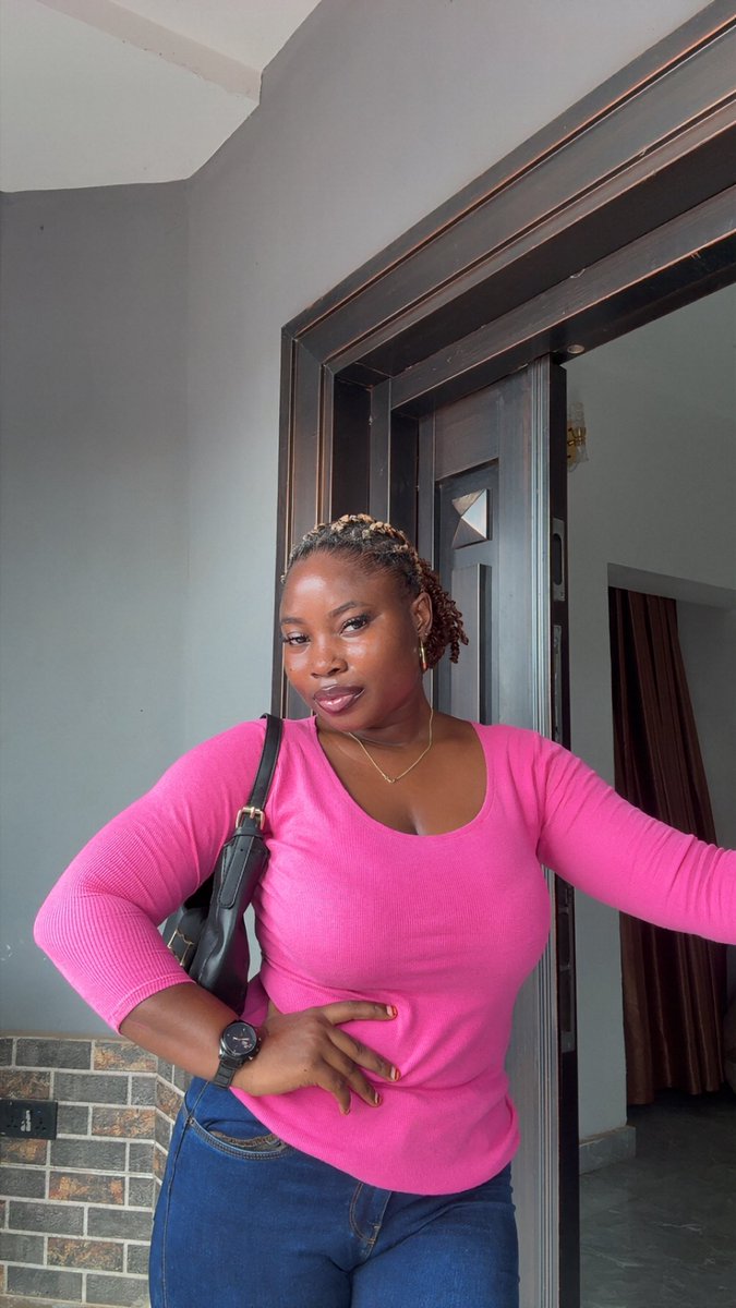 Dear_Aishat's tweet photo. Every angle 😌 https://t.co/qawDMOe6ij