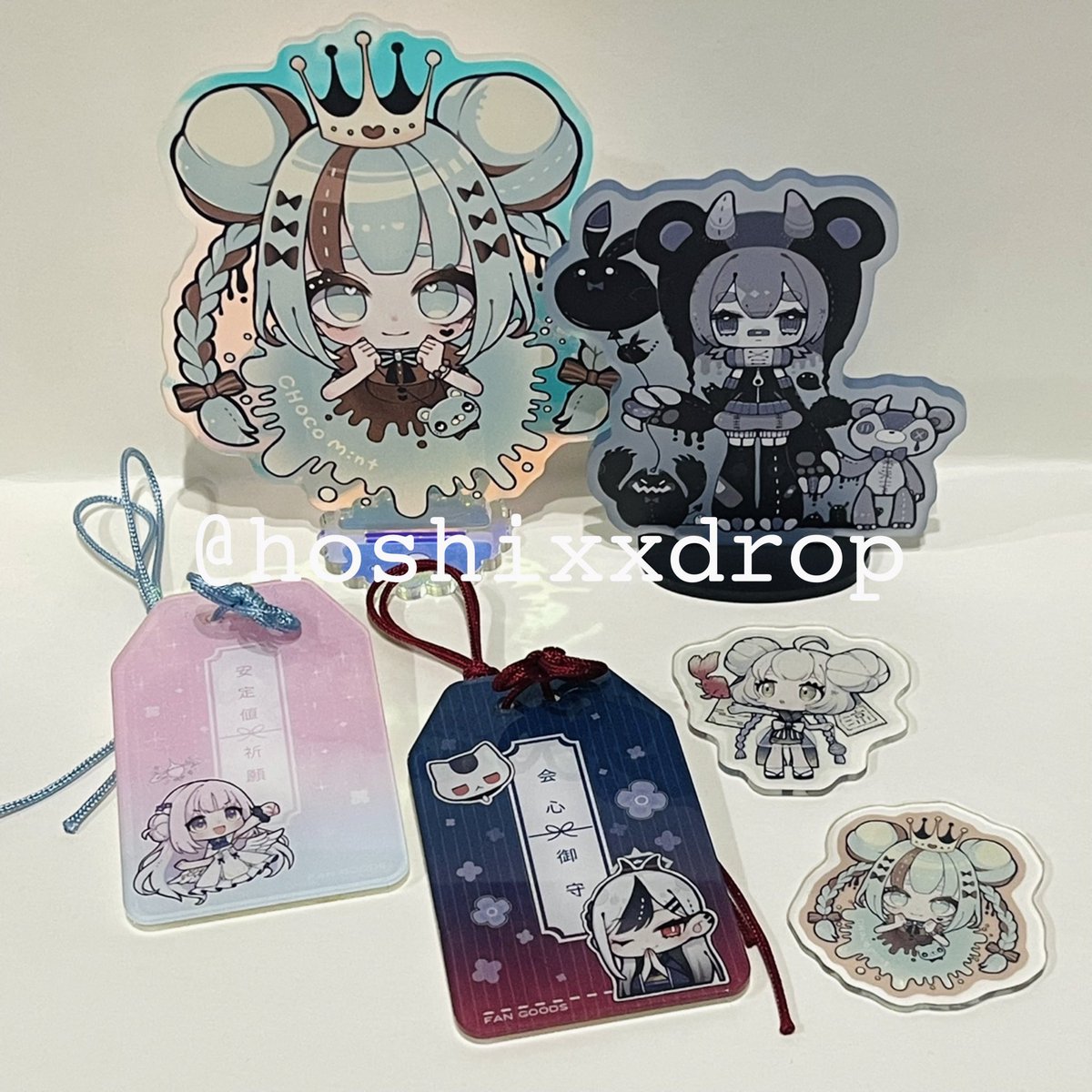hoshixxdrop's tweet photo. 今回作ったアクリルまとめ🌟

サンプル展示しますのでお手にとってご覧くださいませ～！
その他既刊･グッズ等も持込みます。
間に合えばステッカーやブローチなどの新作もあるかも…？
その際はこちらのツリーに追記していきます💐

#ガタケット184 よろしくお願いいたします✨ https://t.co/8ttrcjFetE