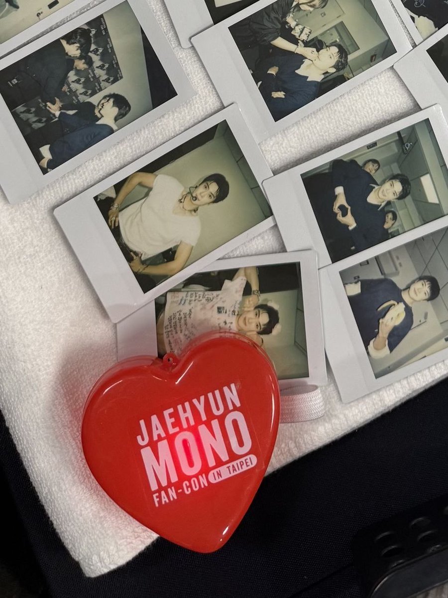 JAYCHELLE97's tweet photo. 260705 Jaehyun bubble update😭😭🤍🤍

💭🍑 :

"I loved Mono's last concert in Taipei"
"It's raining, so get home safely"
"I'll see you again"
(photo)
"I've been happy for two months thanks to y/n"

#JAEHYUN @NCTsmtown_127 https://t.co/qU6xyynCoL