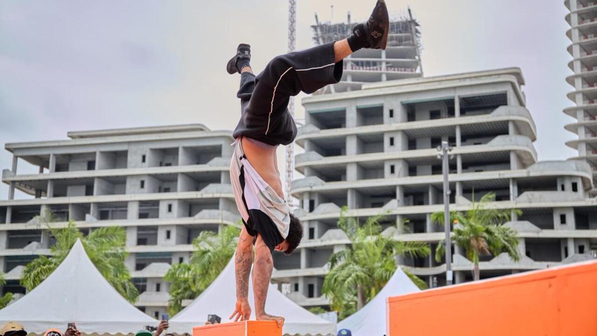 RFIAfrique's tweet photo. Gabon: le Festival international des sports extrêmes régale les Librevillois https://t.co/ugC5OQxECu https://t.co/9BNz6JydKG