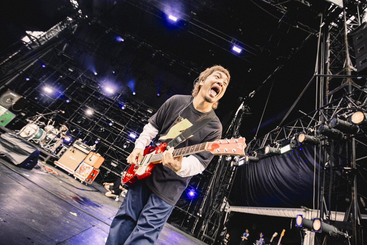 dbx_official's tweet photo. 2026.7.5

京都大作戦2026
〜夏フェスキックオフ！
 情熱のパスを繋ぎな祭〜
at 京都府立山城総合運動公園
太陽が丘特設野外ステージ

ありがとうございました！

#京都大作戦2026
#dustbox

photo by @naoto_iwabuchi_ https://t.co/p2wASpN7JG
