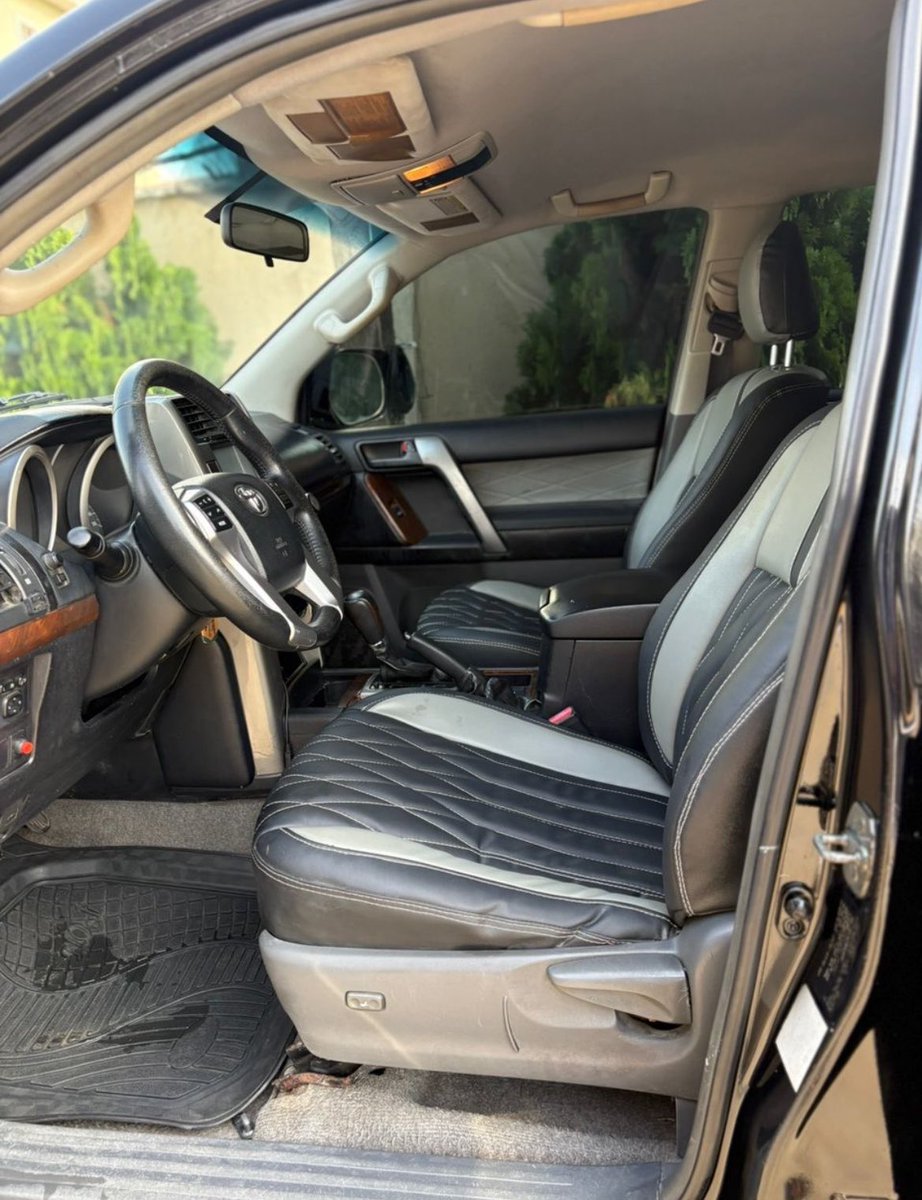 UnmatchedPapi's tweet photo. Registered Toyota Prado 2012
Model, Extremely Clean in&amp;Out, Untouched 4Plug's Engine✅, Gear ✅
Absolutely Buy
and Drive...Best Price; 24 Million. Location: Chevron, Lekki https://t.co/9DXVzsdM0q