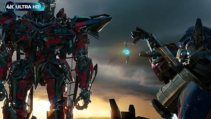 PeterPorker97's tweet photo. Em DoTM, quando Optimus oferece a Matrix a Sentinel, ele recusa. A gente até acredita que foi só humildade dele, mas na verdade ele sabia que estava rejeitando seus proprios princípios e assim que a pegasse com as mãos, ela viraria pó já que a Matrix não é dada e sim merecida. https://t.co/C7nO8579qj