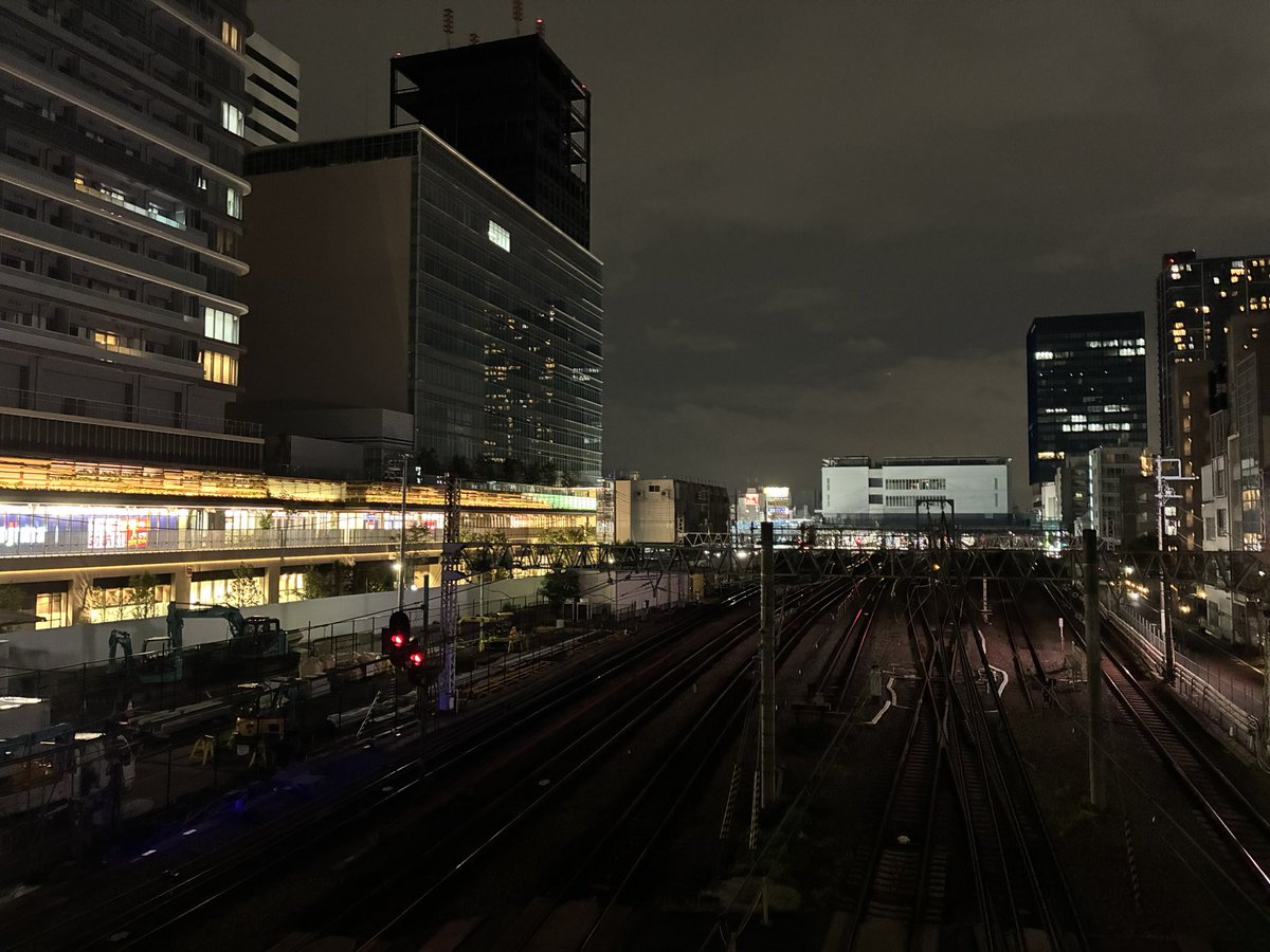 casaobake's tweet photo. 相変わらず、中野駅西側の歩道橋は気持ちがいい。
σ・ω・)σ
#散歩 https://t.co/dJbpwOdyEh