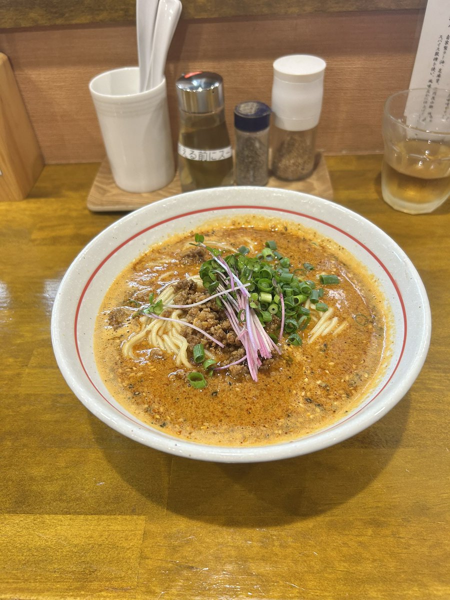 chukichi7's tweet photo. 鶴見区 麺屋ぬまた さんで担々麺＋辛くする＋生ビール(中)٩(๑^o^๑)۶

辛いものが食べたくてぬまたさんへ♪
程よい辛味でウマ＆ウマでした♫

今日もとっても幸せ全てに大感謝です🎶 https://t.co/2Mw6JEYWiF