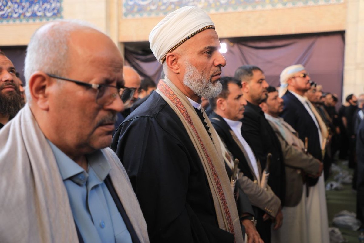 khald_Ghader's tweet photo. مشاركة الوفد اليمني الرسمي والوفود العربية والإسلامية في الصلاة على جثمان الإمام الشهيد السيد علي الخامنئي رضوان الله عليه في مصلى الإمام الخميني بالعاصمة طهران. https://t.co/gVKOQ6uKD1