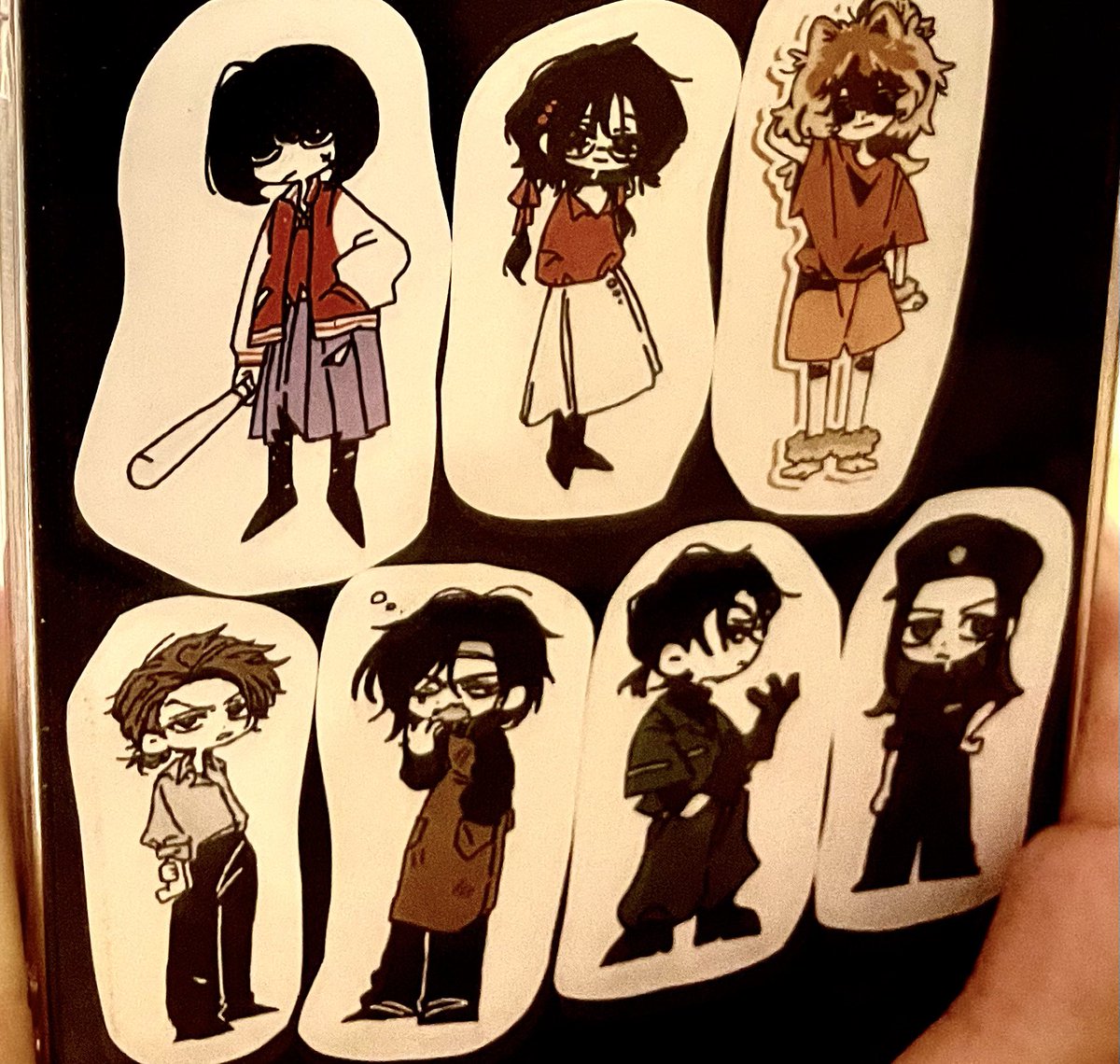 Fukao_mmm's tweet photo. 私のスマホの裏を私の絵で埋め尽くしました https://t.co/jIwx4PF5pE
