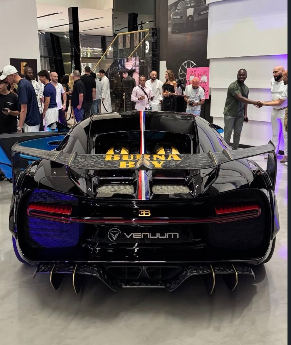 PhrydayJ's tweet photo. Congratulations to @burnaboy on his newly acquired 9billion naira Bugatti ❤️🚘 https://t.co/BU2LcgK0TF
