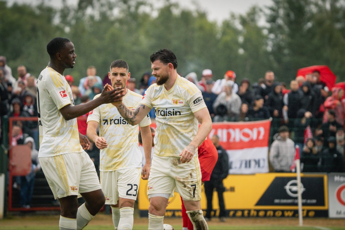 fcunion's tweet photo. Finally der Nachtrag zu #FSVFCU, unserem erfolgreichen 12:2-Testspielauftakt in Rathenow:
🗞️ https://t.co/HB0K0TY55X
✨ https://t.co/tdlJmDUE8F
💬 https://t.co/wW9Ezux2Jt
#FCUnion #FSVFCU https://t.co/Oik05hwdQq