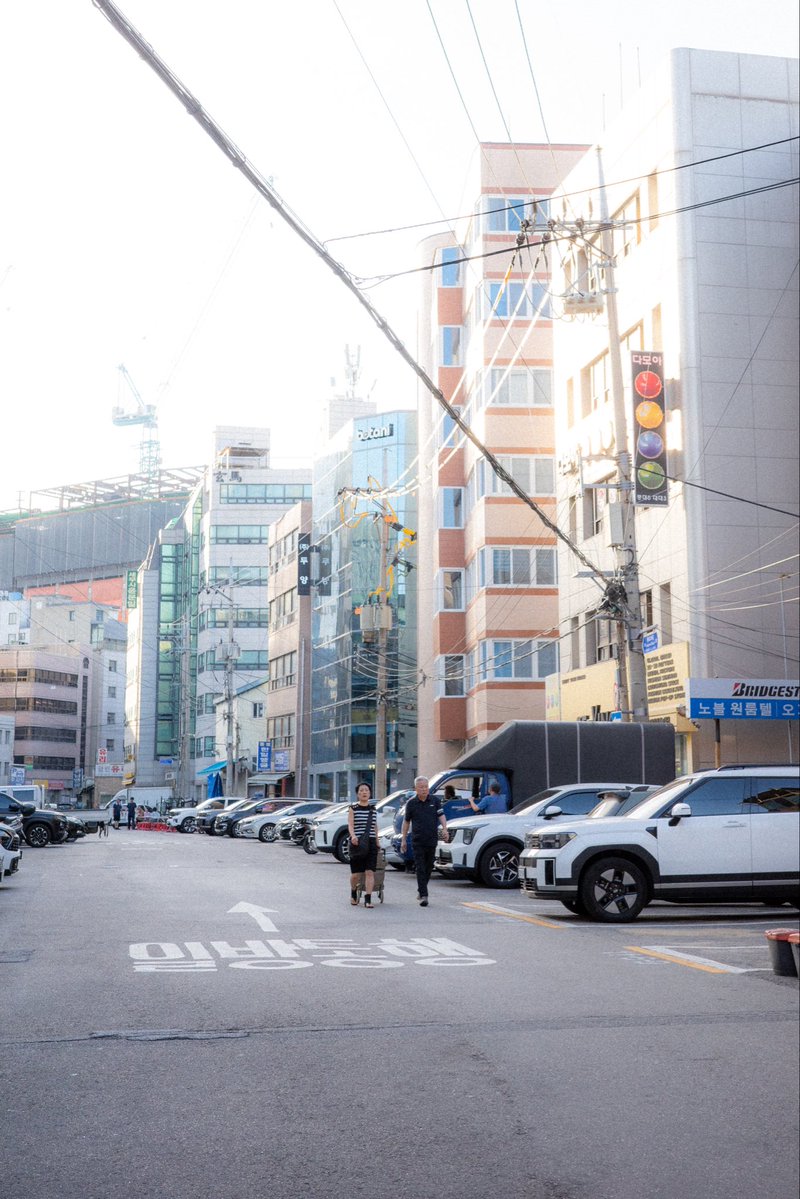 byhusani's tweet photo. Anyways have some pictures I took in South Korea for your Sunday https://t.co/GRcEb4Gkj7