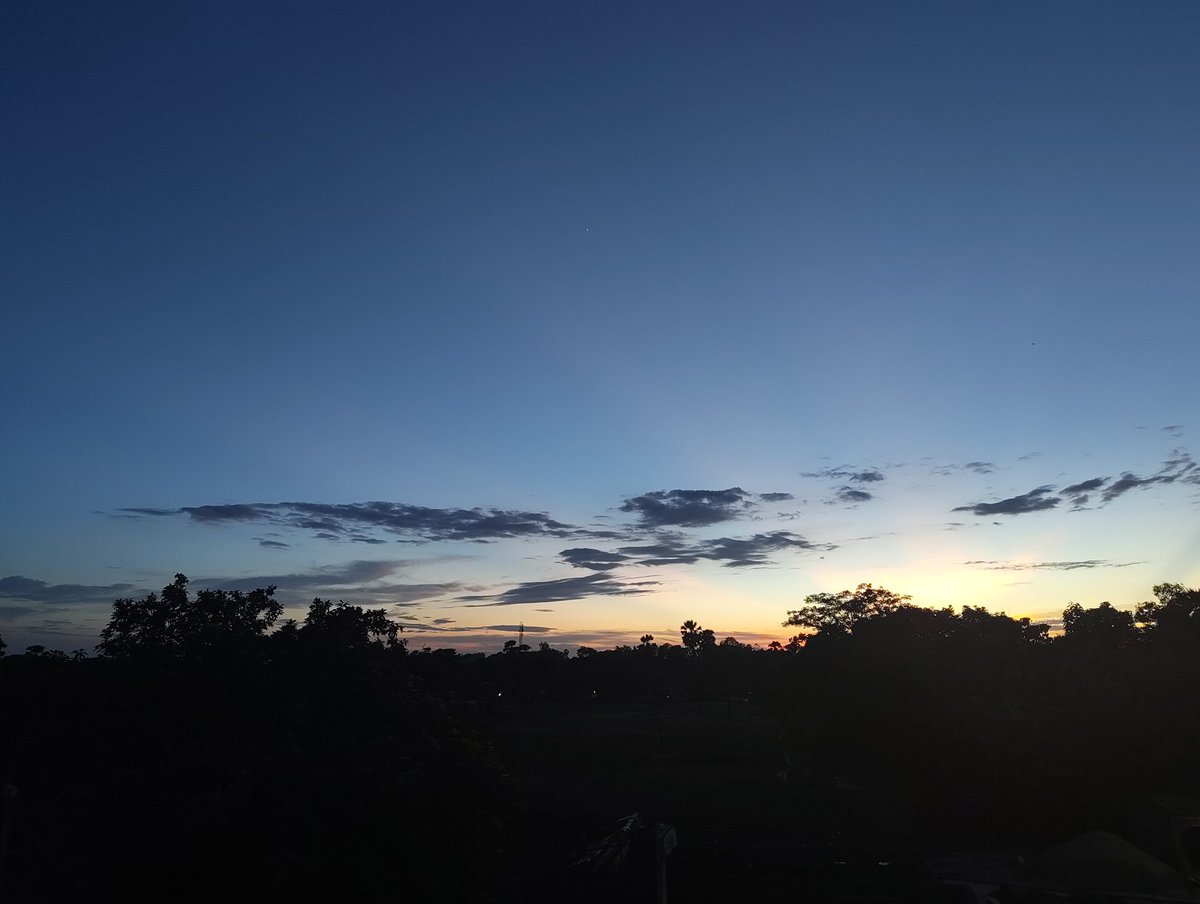 gauravkr_7's tweet photo. Peaceful Evening 🤩 https://t.co/siflEPYrjy