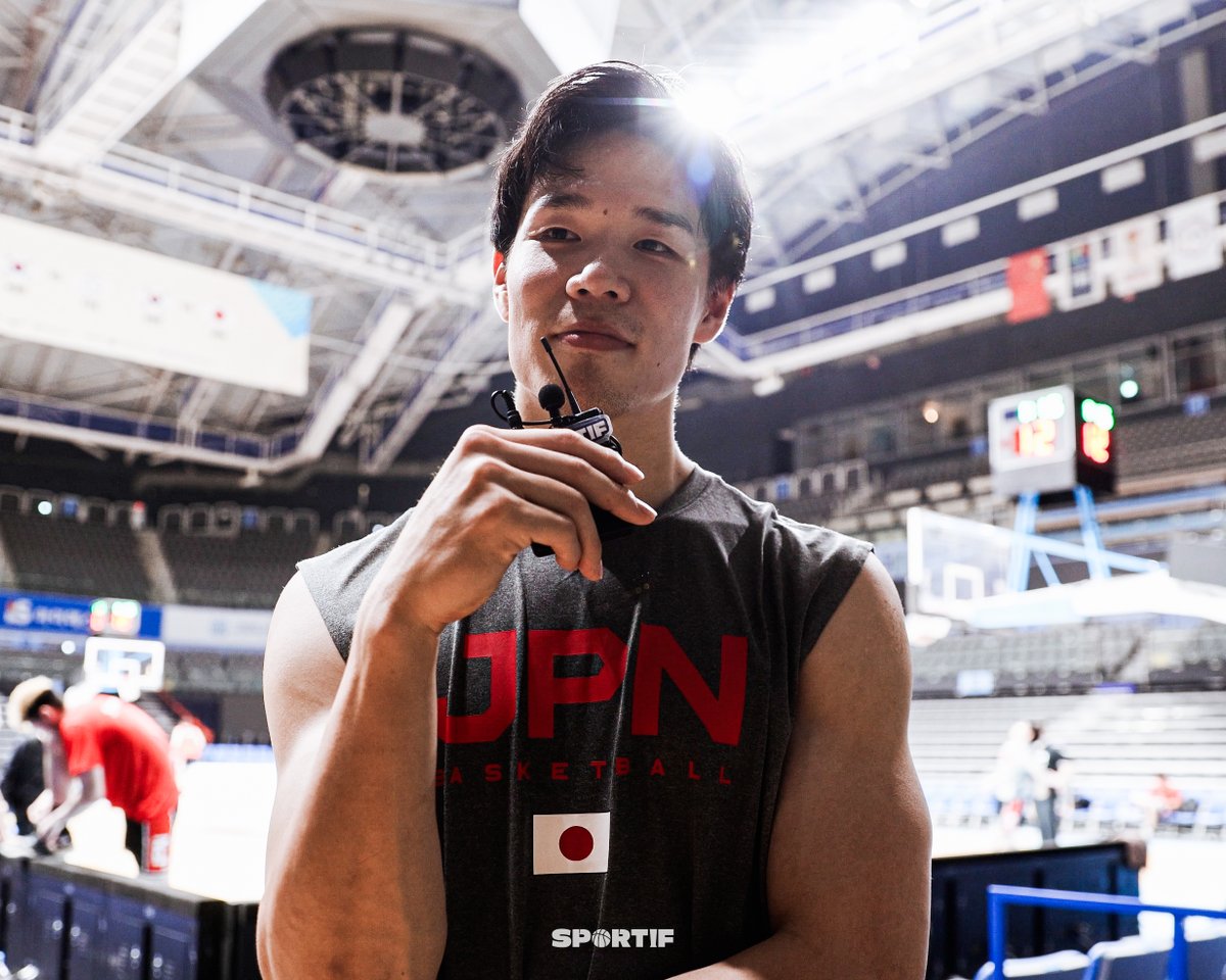 sportif_media's tweet photo. [FIBA WC] 감사한 기회로, 한국 미디어로서 BABA YUDAI 선수의 인터뷰를 할 수 있었습니다! 

일본어로 인터뷰를 준비했는데, 서툰 말에도 끝까지 듣고 진심을 다해 답변하는 모습이 인상 깊었습니다. 나가사키의 우승, 농구 커리어와 미래, 이현중 선수와의 이야기까지. 

영상을 기대해주세요! https://t.co/nfrJ24UB9G
