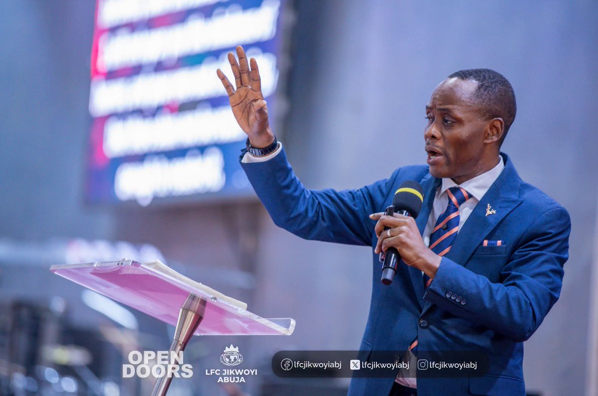 lfcjikwoyiabj's tweet photo. Whatever opposition and obstacle before you are crushed now,
I decree your advancement becomes unstoppable and the grace to walk in financial breakthrough comes upon you in Jesus name, Amen!!!
#lfcjikwoyiabuja
#opendoors2026
#NoiselessBreakthrough
#banquetservice https://t.co/urpds81ckM
