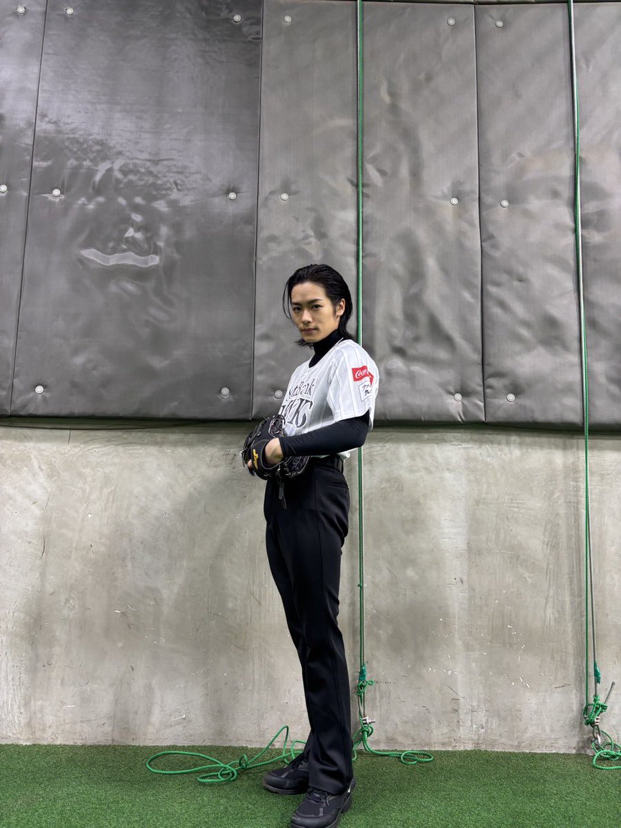 therampagefext's tweet photo. 「#鷹祭 SUMMER BOOST 2026」
@HAWKS_official

#川村壱馬 が本日セレモニアルピッチを務めさせていただきました⚾️

貴重な機会をありがとうございました✨

#鷹祭SUMMERBOOST2026
#THERAMPAGE @sncrmpg_kk https://t.co/pCn1kiBJA5