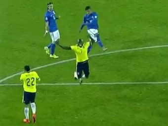 CesarAntolinezR's tweet photo. jajajajaja los europeos son todos tiernitos.

Literal Colombia vs Brasil desde 2014 es esto: https://t.co/u0lP8vQVpw