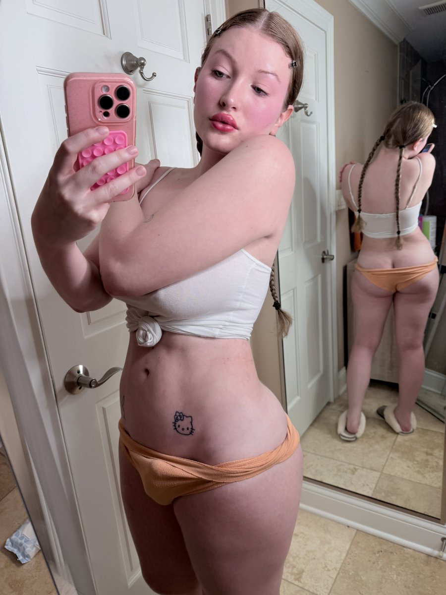 ladboy124's tweet photo. #ladyboy #ladyboycum #trans_in_Riyadh 
#shemale_in_Riyadh #shemalecum #sissy
#Femboy_in_Riyadh 
#ladyboy_Riyadh https://t.co/FIqCC2vTCo