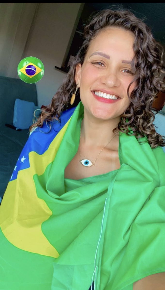 LannesNeide's tweet photo. Aqui é 🇧🇷 https://t.co/CGfbv46LFk