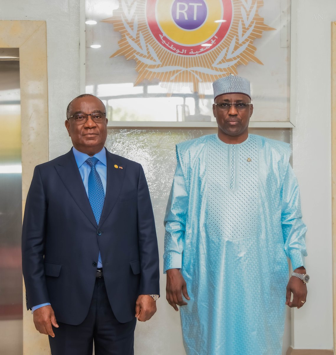 assnatTogo's tweet photo. En marge de sa visite officielle au Tchad, le Président de @assnatTogo Prof. @KSKlassou , a été reçu en audience par son homologue tchadien, M. Ali Kolotou Tchaïmi, au Palais de la Démocratie. Les échanges ont porté sur le renforcement de la coopération interparlementaire. https://t.co/4pgsTnjP0b
