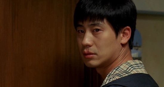 qkdRkRsh's tweet photo. 새삼 우리형 찍을 당시 하균이 나이 30-31이었을텐데 걍 순수체급으로 고딩 역할 가능했던거 진짜 ㄹㅈㄷ https://t.co/G6ZRH02mF8