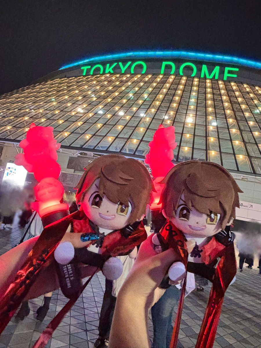 vSaN0v3's tweet photo. 今日は🐈‍⬛🦀🐮🥷の東京ドーム2日目に参戦してきたよん🥹🫶🏻❤️
まじで席が近くて生きてるのを目視出来ました！！楽しかったー🍒

らぶんちゅさんくす‼️ https://t.co/Z9iiKPgihX