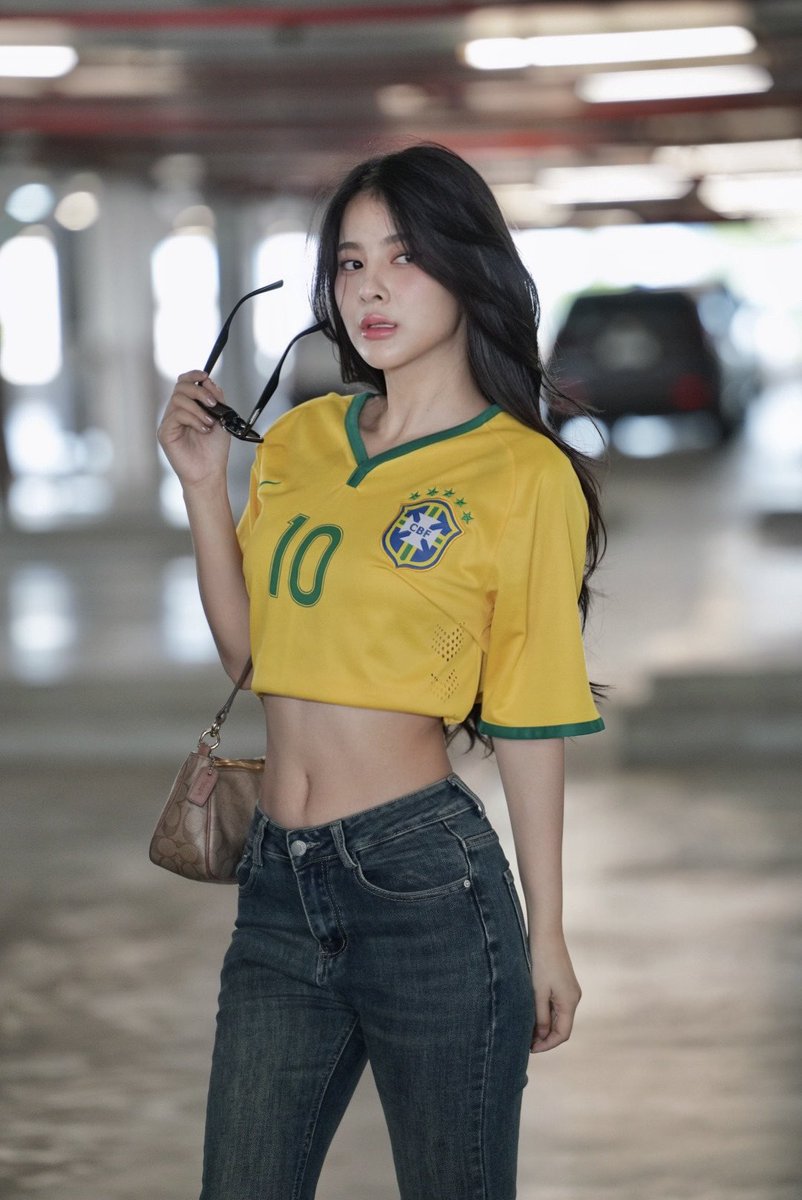 Lookged728552's tweet photo. คืนนี้ว่าไง บราซิลที่รัก🇧🇷  #lookged #WorldCup2026 #FIFAWorldCup https://t.co/DEilMkjrcR