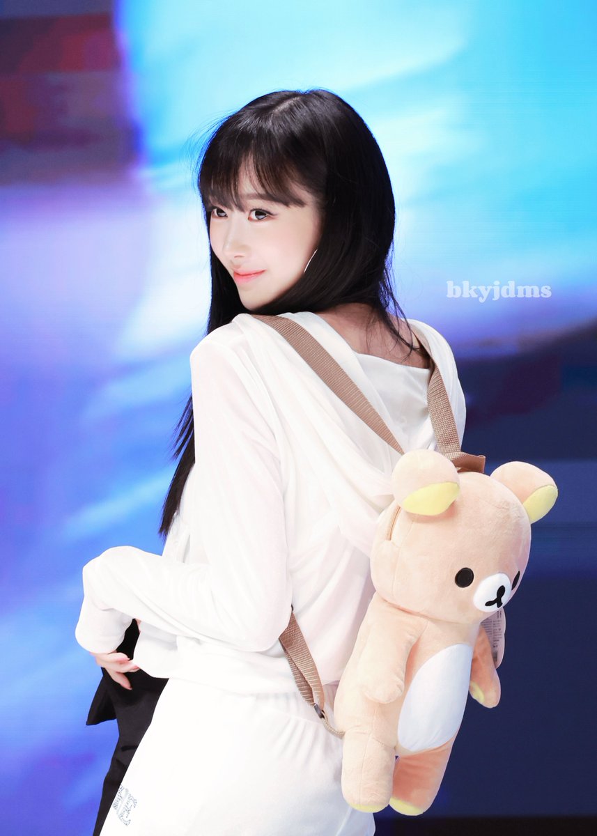 bkyjdms's tweet photo. 260704

#GISELLE #aespa 
#지젤 #에스파 #ジゼル https://t.co/S2QGfC8Re3